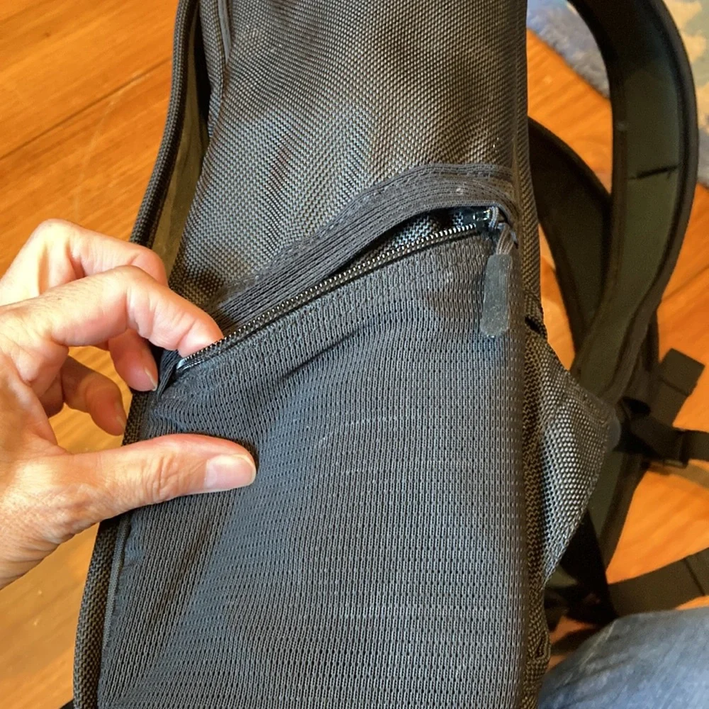 BLURR Solid Black Laptop Backpack London Tube Map Liner Pockets School Work
